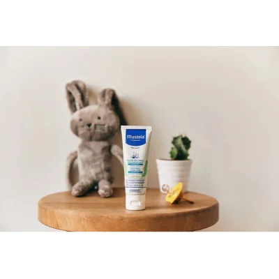 Mustela Soothing Chest Rub (Rahatlatıcı Göğüs Balsamı), 40 ml